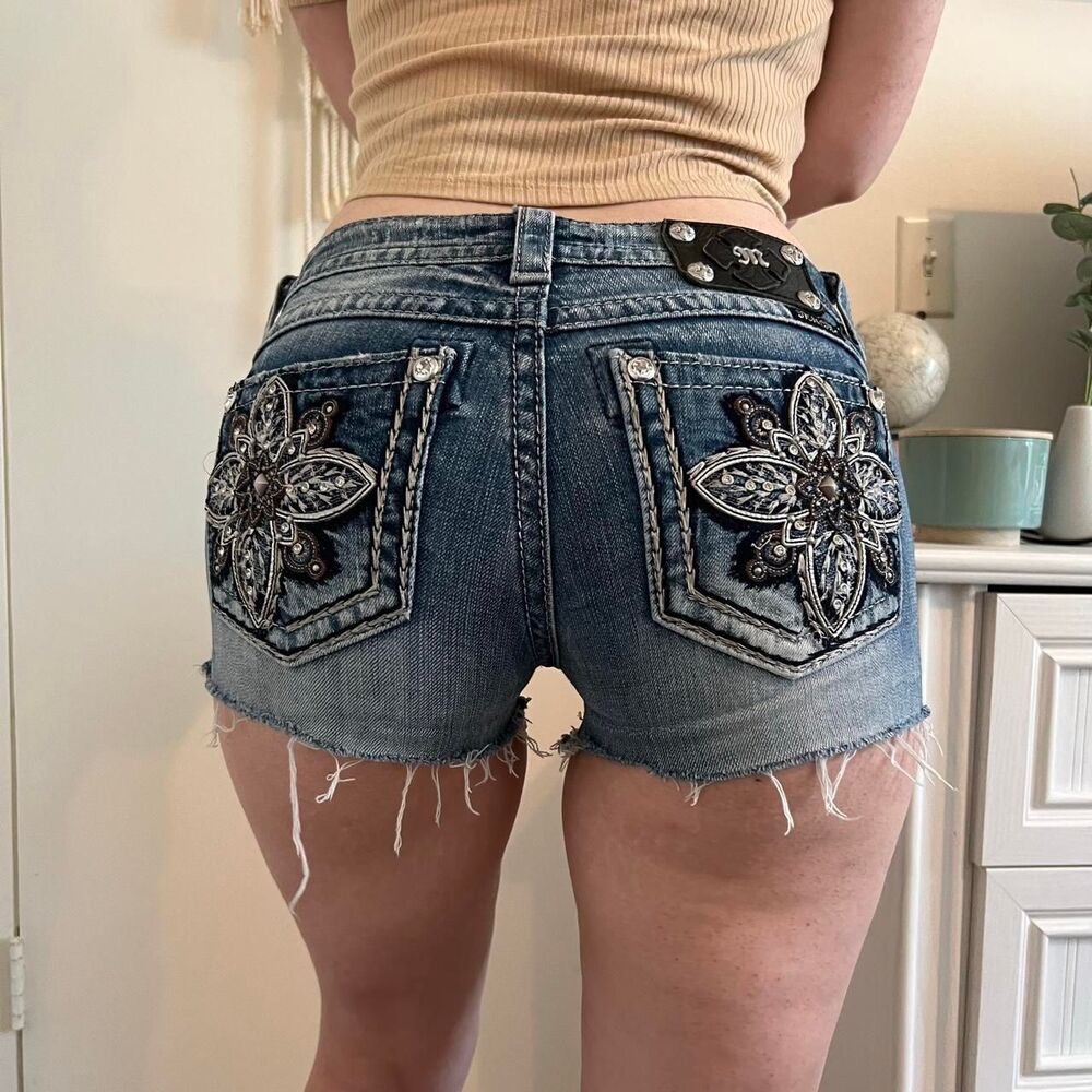 Miss Me Low Rise Rhinestone Shorts - Picture 3 of 5